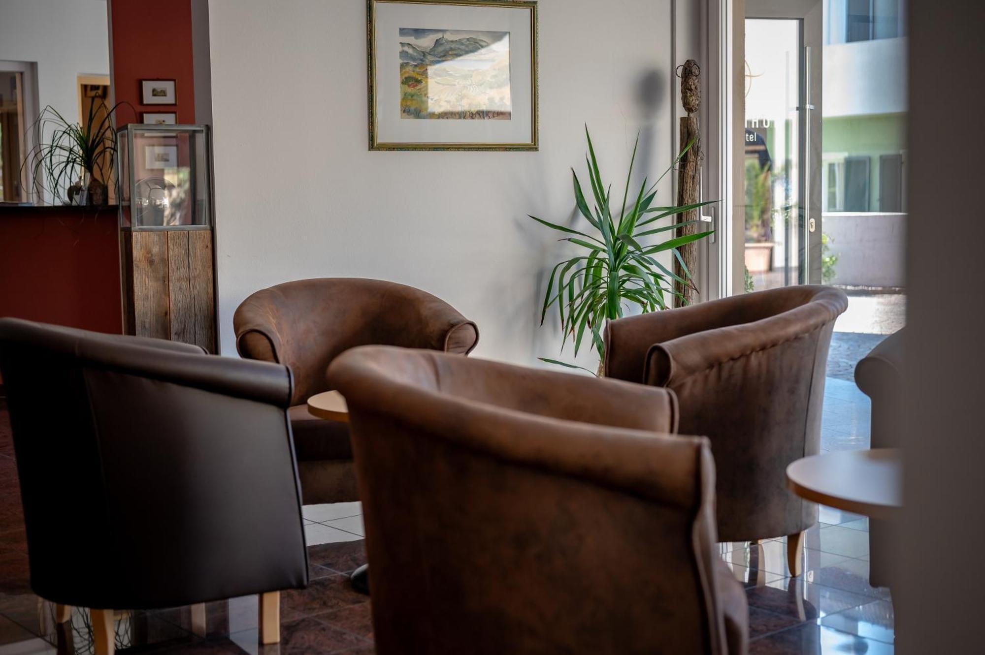 Garni Hotel Peterlinhof Caldaro Dış mekan fotoğraf