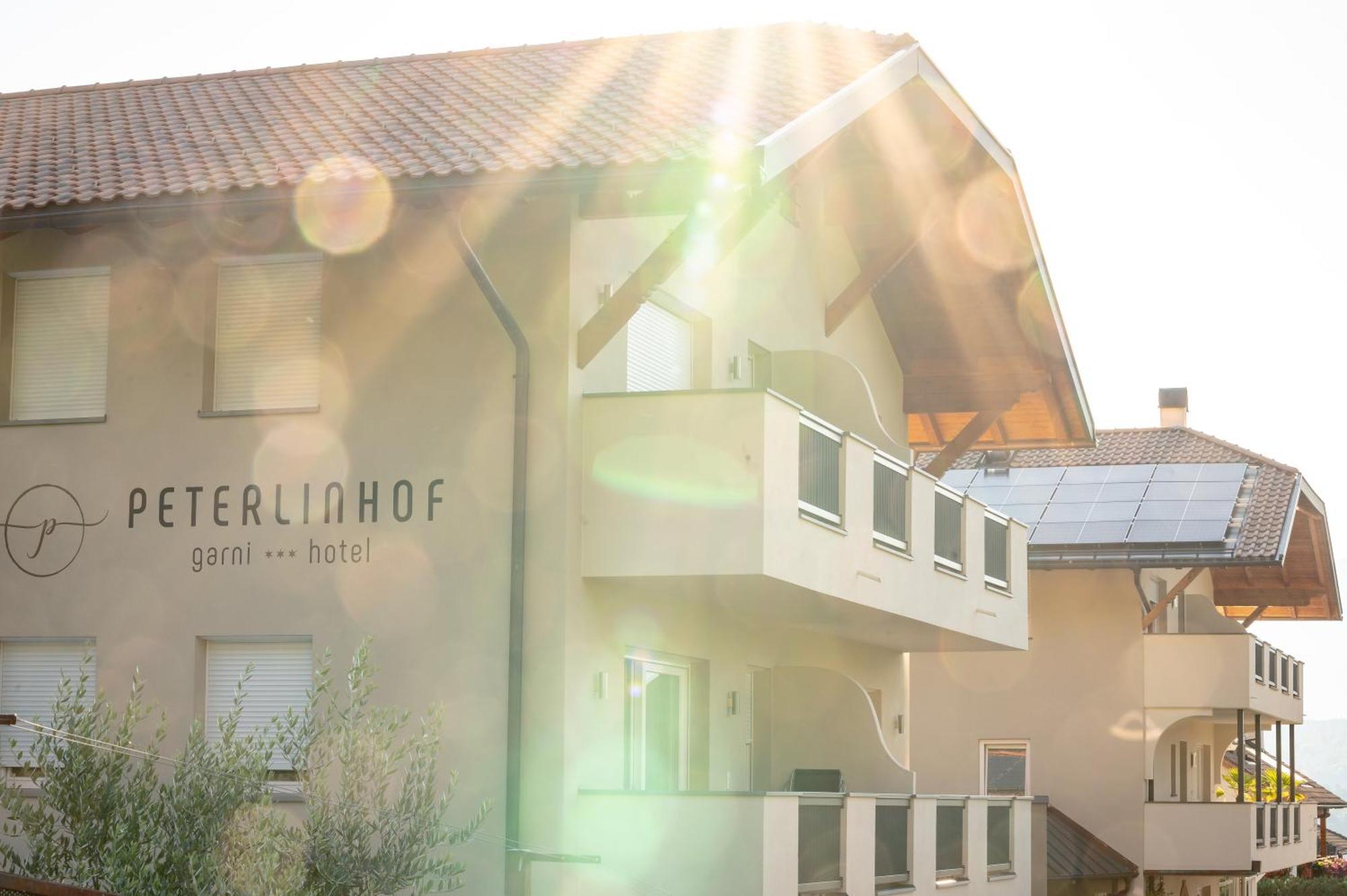 Garni Hotel Peterlinhof Caldaro Dış mekan fotoğraf