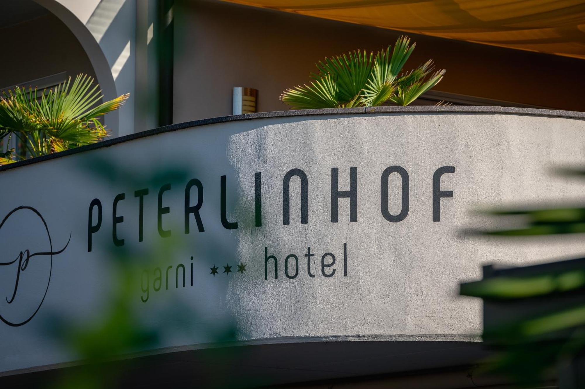 Garni Hotel Peterlinhof Caldaro Dış mekan fotoğraf